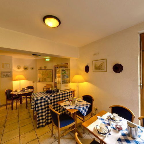 Hotel Blume ไฟรบวร์กอิมไบรส์เกา ภายนอก รูปภาพ